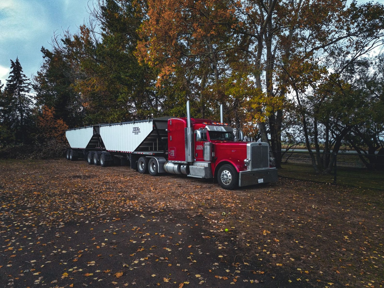 Active Trailer Suspension 2026: Why Your Next Rig Needs Smart Shocks
