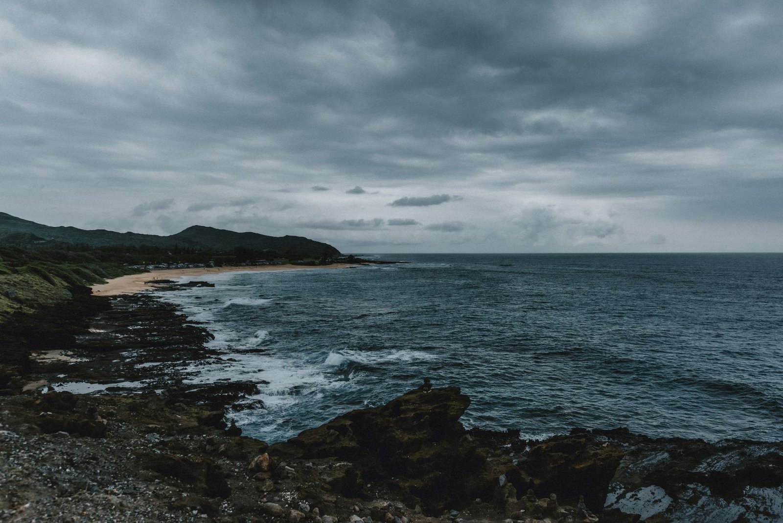 Tropical Storm Moke Hawaii: Emergency Campground Closures & RV Safety Guide